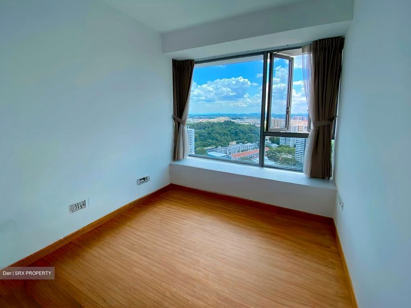 Centro Residences (D20), Condominium #593266151
